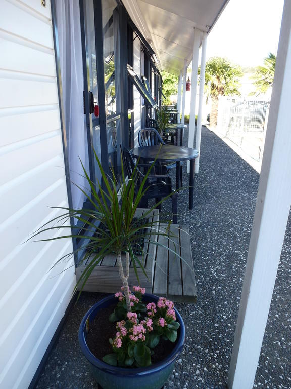 Mana-Nui Motel Whitianga Δωμάτιο φωτογραφία