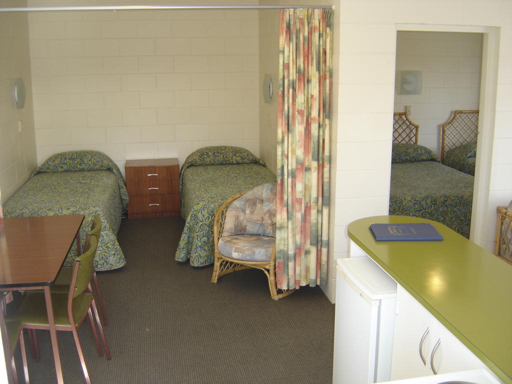 Mana-Nui Motel Whitianga Δωμάτιο φωτογραφία