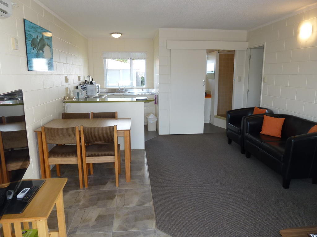 Mana-Nui Motel Whitianga Δωμάτιο φωτογραφία
